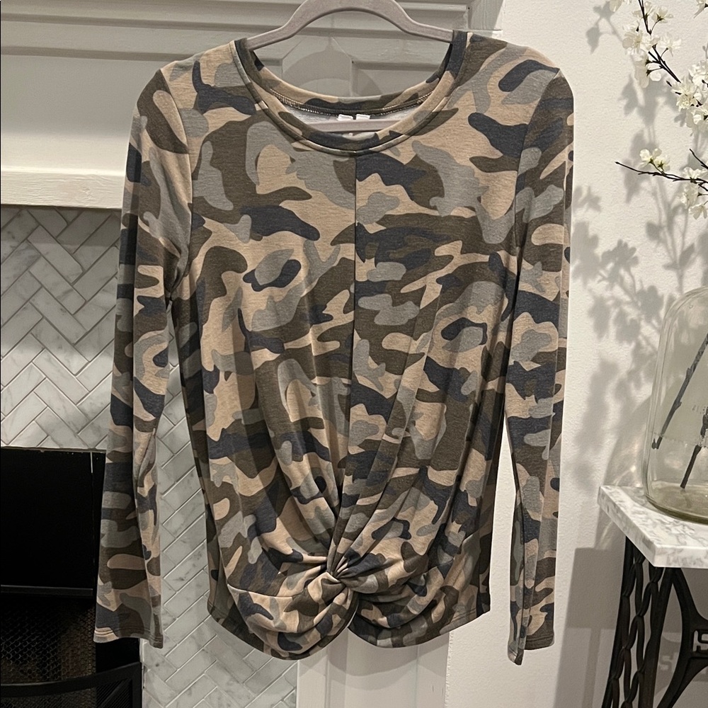 Cable & Gauge Camo Twist Knot Blouse